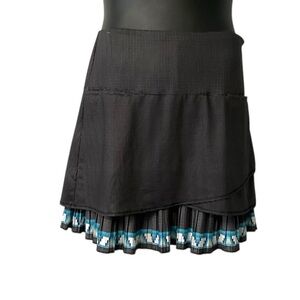 Lucky in Love Tennis Pickleball Black White Skirt SZ L Women Skort Golf